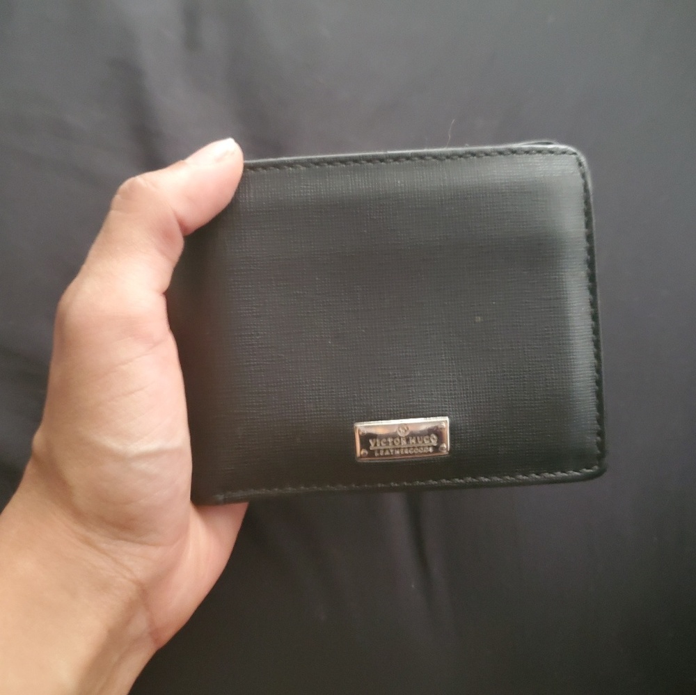 Victor Hugo leather wallet